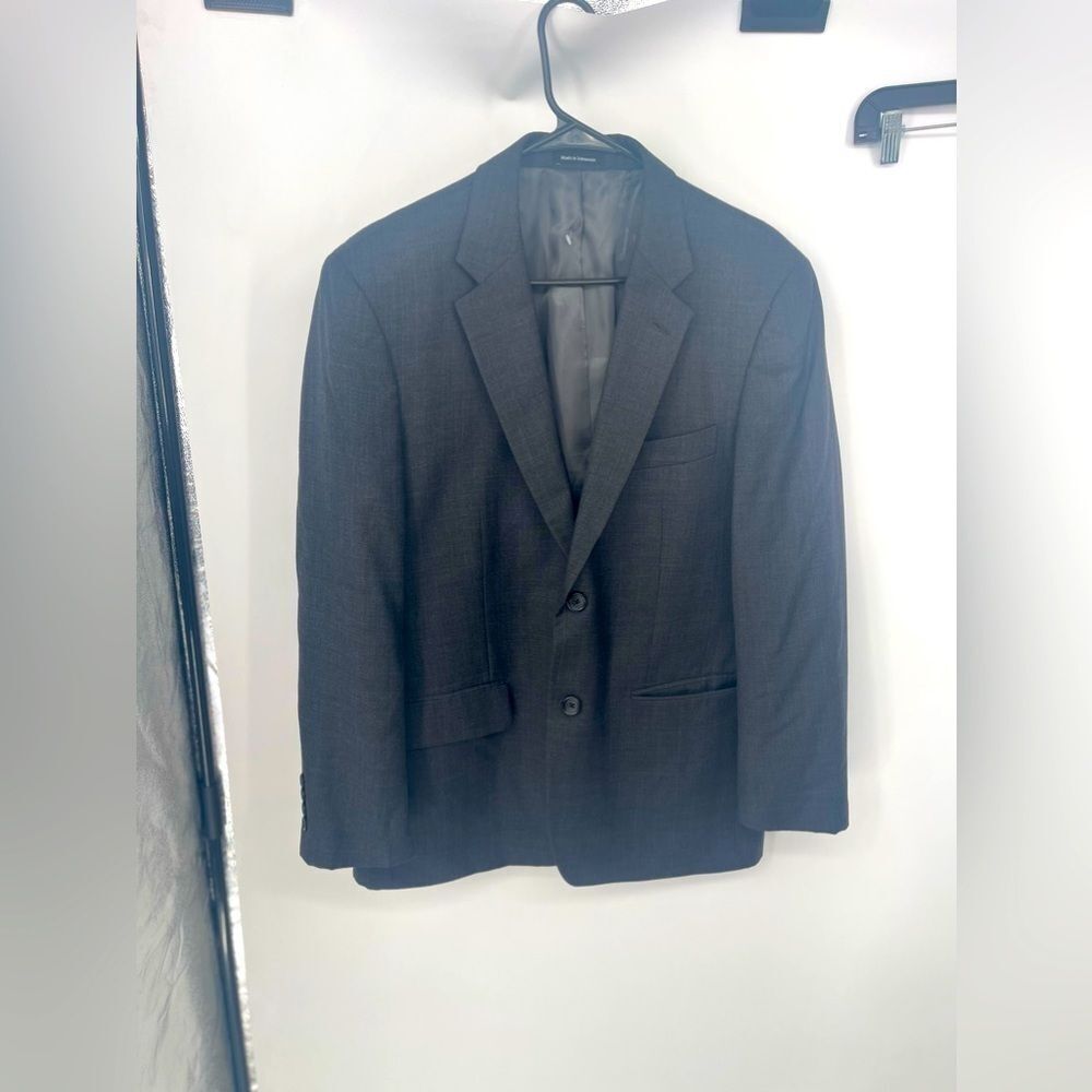 Joseph & Feiss‎ black blazer size 40Short